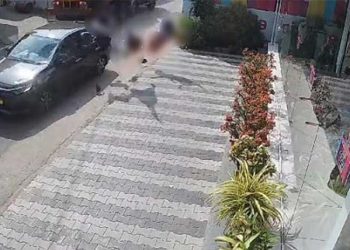 മദ്യലഹരിയിൽ അമിത വേഗത്തിൽ കാറോടിച്ച് വയോധികരെ ഇടിച്ച് തെറിപ്പിച്ചു…!! ദൂരേക്ക് തെറിച്ചുവീണ രണ്ട് വയോധികർ മരിച്ചു…