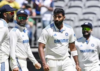 ബുംമ്രയ്ക്കൊപ്പം സിറാജും ചേർന്നപ്പോൾ തകർന്നുവീണ് ഓസ്ട്രേലിയ..!!! രോഹിത്തിൻ്റെ അഭാവത്തിലും  ഇന്ത്യയ്ക്ക് ഗംഭീര ജയം…