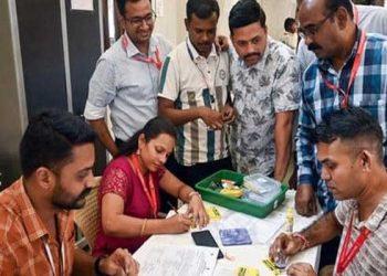 മഹാരാഷ്ട്രയിലും ജാര്‍ഖണ്ഡിലും എന്‍ഡിഎ മുന്നില്‍, കടുത്ത വെല്ലുവിളിയുയര്‍ത്തി ഇന്ത്യാ സഖ്യം