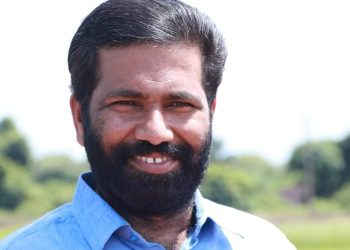 ഒന്നും മറച്ചുപിടിക്കാനും ഒന്നും ഒളിച്ചുവെക്കാനും  ഒന്നും മാറ്റിവെക്കാനും ഇല്ലെങ്കിൽ കോൺഗ്രസ്  എന്തിനാണ് ഇങ്ങനെ പേടിക്കുന്നത്.?  കോൺഗ്രസുകാർക്ക് അറിയാവുന്നത് പോലെ ഞങ്ങൾക്ക് ബിജെപി നേതാക്കളെ അറിയില്ലെന്നും ടി. വി രാജേഷ്