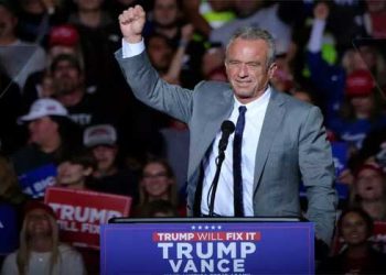 റോബർട്ട് എഫ് കെന്നഡി ജൂനിയറിന് ആരോഗ്യ മനുഷ്യസേവന വകുപ്പ് ചുമതല; യുഎസ് വാക്സിൻ നിർമാതാക്കൾക്ക് ട്രംപിന്റെ വക ഇരുട്ടടി; ഓഹരികൾ കുത്തനെ ഇടിഞ്ഞു