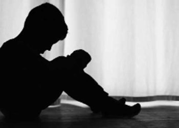 കാണാതായ ഏഴു വയസുകാരനു വേണ്ടി നാടൊട്ടുക്ക് തെരച്ചിൽ, ഒടുവിൽ കണ്ടുകിട്ടിയത് അയൽവീട്ടിലെ കാറിന്റെ ഡിക്കിക്കുള്ളിൽ നിന്ന്