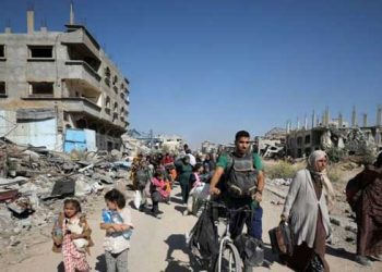 ബെയ്ത് ലഹിയ പട്ടണത്തിൽ വീടുകൾക്കും അഭയാർഥി ക്യാംപിനും നേരെ ആക്രമണം; 12 മരണം- 20 കാറുകൾ തീയിട്ട് നശിപ്പിച്ചു: യുഎൻ ഏജൻസിയുമായി ഉണ്ടാക്കിയ ധാരണ റദ്ദാക്കിയതായി ഇസ്രയേൽ