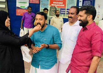 പിണറായി വിജയന്റെ പഞ്ച്‌ ഡയലോഗുകൾ കേട്ട്‌ കോരിത്തരിക്കുന്നവരുടെ എണ്ണം വലിയ തോതിൽ കുറഞ്ഞു…!! കുത്തിത്തിരിപ്പുകൾ ഇനിയെങ്കിലും ഒഴിവാക്കിയാൽ അവർക്ക്‌ നല്ലതാണ്… സി.പി.എമ്മിനെ ബി.ജെ.പിയുടെ സഖ്യകക്ഷി മാത്രമായാണ്‌ ജനങ്ങൾ കാണുന്നതെന്നും വി.ടി ബൽറാം…!!!