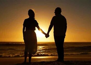 കാമുകിയെ സുഹൃത്തുമായി ശാരീരിക ബന്ധത്തിൽ ഏർപ്പെടാൻ നിർബന്ധിക്കും…!! പകരം സുഹൃത്തിന്റെ കാമുകിയെ എത്തിക്കും..!! സ്വകാര്യ വീഡിയോകൾ കാണിച്ച് ഭീഷണി.. പങ്കാളികളെ കൈമാറുന്ന സംഘം പിടിയിൽ…