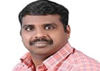 രണ്ടു മാസത്തിനിടെ അധ്യാപകനെതിരെ കോളേജിന് ലഭിച്ചത് 26 പരാതികൾ, സഹപ്രവർത്തകരെ മർദ്ദിക്കൽ, അധ്യാപികയെ വാഹനമിടിച്ച് കൊലപ്പെടുത്താൻ ശ്രമം, സ്കൂൾ കുട്ടികൾക്കു നേരെ അതിക്രമം- പരാതിയിൽ അധ്യാപകനു സസ്പെൻഷൻ, പോക്സോ നിയമപ്രകാരം കേസെടുത്തേക്കും