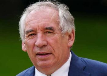 പുതിയ ഫ്രഞ്ച് പ്രധാനമന്ത്രിയായി ഹോസ്വാ ബെയ്ഹൂ, ഒരു വർഷത്തിനുടെ പ്രധാനമന്ത്രി പദത്തിലെത്തുന്ന മൂന്നാമത്തെയാൾ, മന്ത്രിസഭാ പ്രഖ്യാപനം ഉടൻ