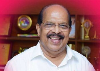 എല്ലാ സിനിമയും തുടങ്ങുന്നത് വെള്ളമടിയോടു കൂടിയാണ്…!!! ഈ സിനിമകൾക്ക് എങ്ങനെയാണ് അംഗീകാരം കൊടുക്കുന്നത്…, സിനിമാ താരങ്ങൾക്ക് മഹാന്മാരും മഹതികളുമാണെന്ന ഓവർ നാട്യം..!!! അഗാധമായ ബൗദ്ധികമായ  താഴ്ചയിലേക്കാണ് കേരളം പോകുന്നതെന്ന് ജി. സുധാകരൻ…