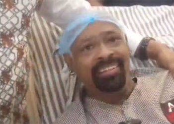 നടക്കാനും ഇരിക്കാനും കഴിയാത്ത സ്ഥിതി; തലച്ചോറില്‍ രക്തം കട്ടപിടിച്ചു; ഒരുമാസം ഇനിയും ആശുപത്രിയില്‍; കാംബ്ലിയുടെ ആദ്യ പ്രതികരണം പുറത്ത്; പ്രാര്‍ഥനയോടെ ആരാധകര്‍