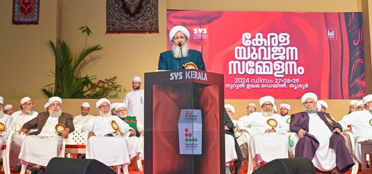 മൗദൂദികളും മുജാഹിദുകളും മതരാഷ്ട്ര വാദം ഉന്നയിക്കുന്നവര്; കേരളത്തിലെ മുസ്ലിം പാരമ്പര്യം സുന്നികളുടേത്; രാജ്യത്തിന്റെ ജനാധിപത്യ വ്യവസ്ഥ അംഗീകരിക്കണം; മതവാദികള്ക്കെതിരേ കാന്തപുരത്തിന്റെ കടന്നാക്രമണം