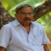 തന്റെ ആത്മാവിൻ നിന്നൊഴുകുന്ന ചിന്തകളെ ആറ്റിക്കുറുക്കി തൂലികയിലുടെ പ്രവഹിപ്പിച്ച മജീഷ്യൻ…