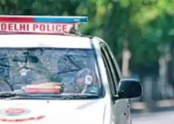 പ്രണയം നടിച്ച് വശത്താക്കി പീഡിപ്പിച്ചു, ലഹരിവസ്തുക്കൾ നൽകി മയക്കി യുവതിയുടെ നഗ്നദൃശ്യങ്ങളെടുത്ത് ഭീഷണി, യുവതിയുടെ പരാതിയിൽ 25 കാരനെ പിടികൂടാൻ പോലീസ് യാത്ര ചെയ്തത് 1500 കി.മീ, പ്രതി സൂറത്തിൽവച്ച് പിടിയിൽ