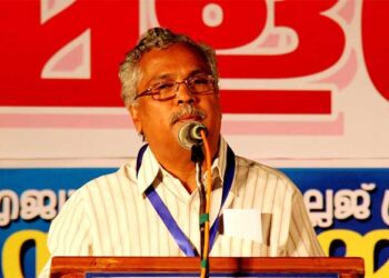 കമ്മ്യൂണിസ്റ്റുകാര്‍ പരസ്യമായി മദ്യപിച്ച് നാല് കാലില്‍ വരാന്‍ പാടില്ല…!!!  മദ്യപാന ശീലമുണ്ടെങ്കില്‍ വീട്ടില്‍ വച്ച് കഴിക്കണം…!! റോഡില്‍ ഇറങ്ങി ബഹളം വെക്കാന്‍ പാടില്ല…, പണക്കാരൻ്റെ കയ്യിൽ നിന്ന് കാശ് വാങ്ങി കുടിക്കാൻ പാടില്ല- ബിനോയ് വിശ്വം…