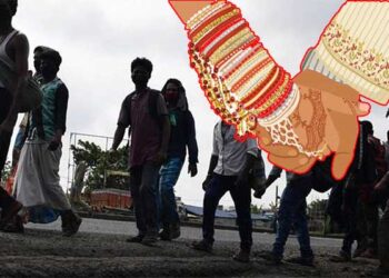 വിവാഹ ആലോചനയുമായി മലയാളി പെൺകുട്ടികളുടെ വീടുകളിലെത്തി നേരിട്ടു ചോദിക്കും..!!! 72 മലയാളി പെൺകുട്ടികളെ വിവാഹംചെയ്ത് അതിഥിത്തൊഴിലാളികൾ… !!! ബ്രോക്കർമാർ വഴിയും വിവാഹാലോചന…!!! റേഷൻകാർഡും മറ്റു രേഖകളുമുണ്ട്…!!! 3000 പേർ വോട്ടർ പട്ടികയിലും…!! ലൈഫ് മിഷൻ ഭവന പദ്ധതിയിലും അതിഥിത്തൊഴിലാളിക്ക് അംഗത്വം…