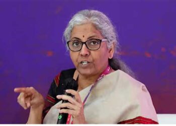 കേരളത്തെ കണ്ട് പഠിക്ക്…, കേന്ദ്ര സർക്കാരും പറയുന്നു…!!! വികസനങ്ങൾ നടപ്പാക്കുന്നതിൽ ലക്ഷ്യം കാണുന്നു…, സാമ്പത്തിക സർവേയിൽ പറയുന്നത്….