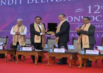 മുന്നേറ്റത്തിനായി 5 ജീവിതപാഠങ്ങൾ, വിദ്യാർഥികൾക്കായി സ്വജീവിത പാഠങ്ങൾ പകർന്നു നൽകി മുകേഷ് അംബാനി