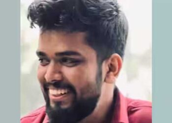 കരൾ നൽകിയ പിതാവ് മരിച്ച് മാസങ്ങൾക്കു ശേഷം ചികിത്സയിലായിരുന്ന മകനും മരിച്ചു, പിതാവിന്റെ മരണം റോബോട്ടിക് ശസ്ത്രക്രിയക്കിടെ ഹൃദയത്തിലേക്കുള്ള പ്രധാന ഞരമ്പിന് ക്ഷതമേറ്റ്