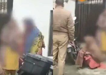 മുസ്‌ലിം സ്ത്രീകളെ മർദിച്ചു…, നഗ്നരാക്കി ഗ്രാമത്തിലൂടെ നടത്തി..!!!  മുസ് ലിം യുവാവ് ദലിത് യുവതിക്കൊപ്പം ഒളിച്ചോടിയെന്ന് ആരോപിച്ച് ആണ് യുവാവിൻ്റെ മാതാവിനോടും അമ്മായിമാരോടും ക്രൂരത ചെയ്തത്…. ആക്രമണത്തിന്റെ ദൃശ്യങ്ങള്‍ പകര്‍ത്തി പ്രചരിപ്പിച്ചിട്ടും നടപടിയെടുക്കാതെ പോലീസ്