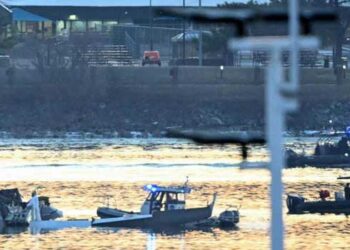 2009 ന് ശേഷമുള്ള ഏറ്റവും വലിയ വിമാനാപകടം… ആദ്യം രക്ഷാ പ്രവർത്തനം, പിന്നീട് അത് മൃതദേഹം കണ്ടെത്താനുള്ളതിലേക്ക് മാറി… വാഷിങ്ടൺ അപകടത്തിൽ എല്ലാവരും കൊല്ലപ്പെട്ടതായി റിപ്പോർട്ട്, ഇതുവരെ കണ്ടെടുത്തത് 28 മൃതദേഹങ്ങൾ