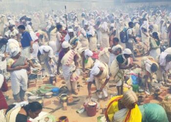 ആറ്റുകാല്‍ പൊങ്കാല: മാര്‍ച്ച് 13 ന് പ്രാദേശിക അവധി, തിരുവനന്തപുരം ജില്ലയിലെ എല്ലാ വിദ്യാഭ്യാസ സ്ഥാപനങ്ങള്‍ക്കും സര്‍ക്കാര്‍ അര്‍ദ്ധ സര്‍ക്കാര്‍ സ്ഥാപനങ്ങള്‍ക്കും അവധി