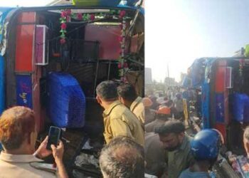 പാഞ്ഞെത്തിയ ബസിന്റെ ഒരു ഭാ​ഗം തെറിച്ചുവീണത് വഴിയാത്രക്കാരന്റെ ദേഹത്ത്, അൻപതോളം പേർക്ക് പരുക്ക്, ഒരാളുടെ നില ​ഗുരുതരം