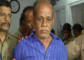 എല്ലാത്തിലും ഒരു ധാര്‍ഷ്ഠ്യം, കൊന്ന് തള്ളിയിട്ടും മതിയാകാതെ ചെന്താമര; ഇനി വെട്ടം കാണില്ല; ജീവന് ഭീഷണിയാണെന്ന് കോടതിയും അംഗീകരിച്ചു…