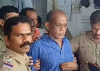 ഒരാളെ കൂടെ കൊല്ലണമായിരുന്നു…!!! കൊന്ന് മതിയായില്ല…!!! അയൽക്കാരിയായ പുഷ്പയെ കൊല്ലാൻ കഴിയാത്തതിൽ കടുത്ത നിരാശയുണ്ട്. പോലീസിനോട് ചെന്താമരയുടെ വെളിപ്പെടുത്തൽ..!!