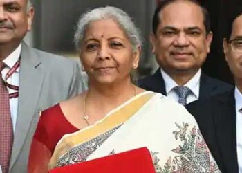 പ്രതിപക്ഷ ബഹളത്തോടെ ബജറ്റ് അവതരണത്തിനു തുടക്കം, ഊന്നൽ നൽകുന്നത് ആറു മേഖലകൾക്ക്, പ്രധാനമന്ത്രി ധൻ ധാന്യ കൃഷി യോജന’ എല്ലാ ​ഗവ. സെക്കൻഡറി സ്കൂളുകളിലും പ്രാഥമികാരോ​ഗ്യ മേഖലയിലും ബ്രോഡ്ബാൻഡ് കണക്ഷൻ, കിസാൻ ക്രെഡിറ്റ് വായ്പ പദ്ധതി 5 ലക്ഷമാക്കി