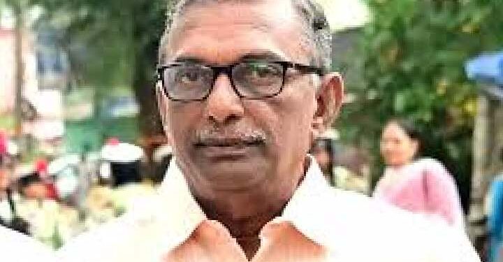 എസ്ഡിപിഐയില് ചേര്ന്നാലും ബിജെപിയില് ചേരില്ല…!! ബിജെപി ജില്ലാ പ്രസിഡന്റും മറ്റൊരാളും താന് ഇല്ലാത്ത സമയത്താണ് വീട്ടില് വന്നത്.., അനുവാദം വാങ്ങിയിരുന്നില്ലെന്നും എ. പത്മകുമാര്