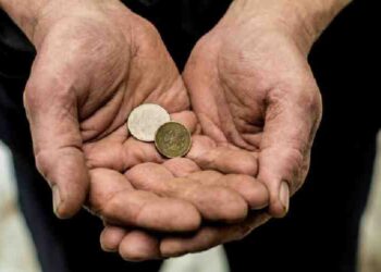 ‘ഇത്തരം പ്രവണതകള്‍ വച്ചുപൊറുപ്പിക്കില്ല’; റമദാൻ മാസത്തിൽ ഭിക്ഷയെടുക്കുന്ന വിദേശയാചകരെ നാടുകടത്തുമെന്ന് കുവൈത്ത്