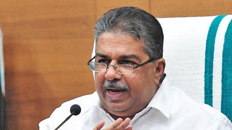 മരണനിരക്കു കുറയുന്നതു സര്ക്കാരിന്റെ പെന്ഷന് ബാധ്യത വര്ധിക്കുന്നു 80,90,95,100 വയസുവരെയൊക്കെ ജീവിക്കുന്നുവരുണ്ട്: വിവാദ പരാമര്ശവുമായി മന്ത്രി സജി ചെറിയാന്