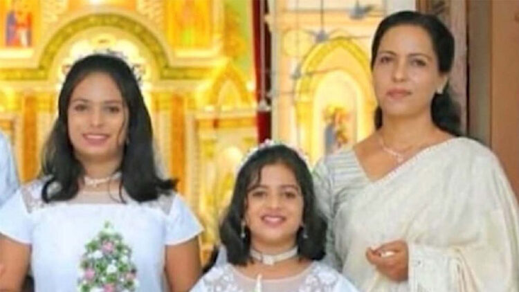 ഷൈനിയുടെ ഫോൺകോൾ വിവരങ്ങൾ പുറത്ത്.. !! വഴിയെല്ലാം അടഞ്ഞു.., ഒന്നും ചെയ്യാൻ പറ്റാത്ത അവസ്ഥയിലാണ്..!! !! ഭർത്താവ് പണം തരാത്തതിനാലാണ് വായ്പ തിരിച്ചടവ് മുടങ്ങിയത്..!! വിവാഹ മോചനക്കേസിൽ തീരുമാനമായ ശേഷമേ ഭർത്താവ് പണം തരൂവെന്നും ഷൈനി