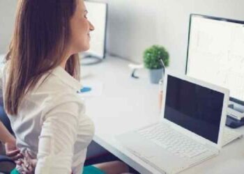 ഇരുന്ന് ജോലി ചെയ്യുന്നവരാണോ? ഈ രോഗങ്ങള്‍ വിടാതെ പിന്തുടരും