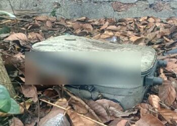 കൊല്ലത്ത് ദേവാലയ വളപ്പില്‍ സെമിത്തേരിയില്‍ സ്യൂട്ട് കേസില്‍ അസ്ഥികൂടം; പോലീസെത്തി പരിശോധന തുടങ്ങി