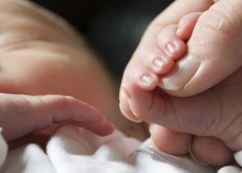 വീട്ടുപ്രസവങ്ങൾ കുരുന്നുകളുടെ ‌ജീവനെടുക്കുന്നു, കഴിഞ്ഞ വർഷം എട്ടുമാസത്തിനിടെ ഭൂമി കാണാതെ മരണത്തെ പുൽകിയത് ഒമ്പത് നവജാത ശിശുക്കൾ