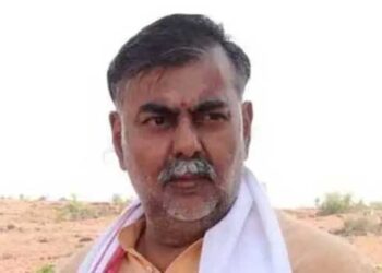 ‘ജനങ്ങൾ സർക്കാരിനോട് ഇരക്കുന്നത് ശീലമാക്കിയിരിക്കുകയാണ്, നേതാക്കളെ കാണുമ്പോൾ പൂമാലയ്ക്കൊപ്പം ഒരുകൂട നിറയെ നിവേദനങ്ങളുമായാണ് വരുന്നത്, ഇത്തരം യാചക സംഘങ്ങൾ സമൂഹത്തെ ദുർബലമാക്കും’- ബിജെപി നേതാവ് വിവാദത്തിൽ