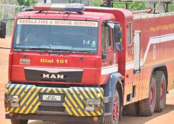 ലൈംഗികാവയവത്തിൽ മെറ്റൽ നട്ട് കുടുങ്ങിയിട്ട് രണ്ട് ദിവസം, ഹോസ്പിറ്റലുകാരും കൈവിട്ടതോടെ രക്ഷയായത് ഫയർഫോഴ്സ്, കട്ടർ ഉപയോ​ഗിക്കുമ്പോൾ ചൂടാകാതിരിക്കാൻ വെള്ളമൊഴിച്ച് തണുപ്പിച്ച് നട്ട് മുറിച്ചുനീക്കി, മദ്യ ലഹരിയിൽ അജ്ഞാതർ ചെയ്ത പണിയെന്ന് 46കാരൻ