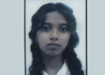 നന്നായി പഠിച്ചിരുന്ന കുട്ടിയ്ക്ക് പരീക്ഷാപ്പേടിയെന്തിന്? തിരുവനന്തപുരത്ത് പത്താം ക്ലാസ് വിദ്യാര്ത്ഥിനി ജീവനൊടുക്കിയത് സംശയങ്ങള് ബാക്കിയാക്കി