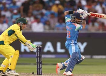 കിട്ടിയ പണിക്ക് മറുപണി കൊടുത്ത് രോഹിത്തും പിള്ളേരും, ലോകകപ്പിലെ അടിക്ക് ചാമ്പ്യൻസ് ട്രോഫിയിൽ തിരിച്ചടി.., ഓസ്ട്രേലിയയെ 4 വിക്കറ്റിനു തകർത്ത് ഇന്ത്യ ഫൈനലിൽ…