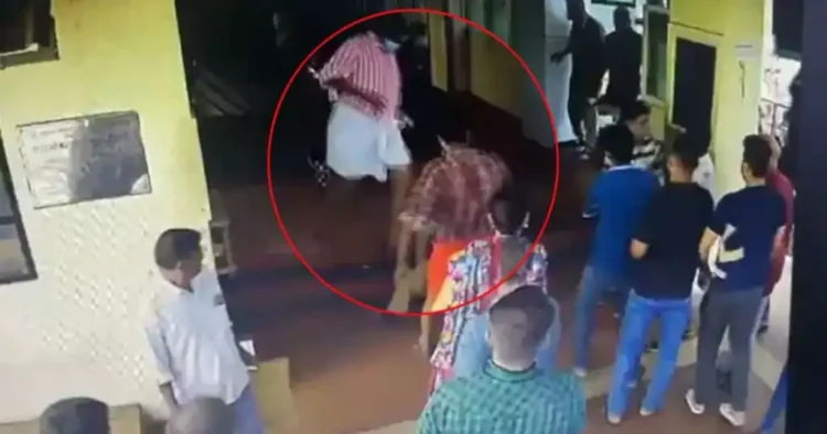 ആശുപത്രി  സുരക്ഷാ ജീവനക്കാരെ മർദിച്ച കേസിൽ പ്രതികളായ ഏഴു  ഡിവൈഎഫ്ഐ പ്രവർത്തകരെ വെറുതെ വിട്ടു, പരാതിക്കാർ മൊഴിമാറ്റിയത്  കേസിനു തിരിച്ചടിയായി