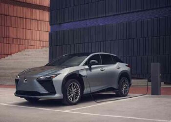 കൗതുകകരമായ പുത്തന്‍ സാങ്കേതികവിദ്യയുമായി ലെക്‌സസ് ആര്‍ഇസെഡ് ഇലക്ട്രിക് എസ്യുവി