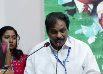 എട്ട് തവണ ജയിക്കാൻ മറ്റാർക്കും സാധിച്ചിട്ടില്ല, പല തരത്തിലുള്ള ആക്രമണം നേരിട്ടു,താൻ മാത്രം തോൽക്കുമെന്ന് മാധ്യമങ്ങൾ പ്രചരിപ്പിച്ചു,തനിക്ക് പകരം മറ്റാരെങ്കിലും ആയിരുന്നെങ്കിൽ പിടിച്ചു നിൽക്കില്ലായിരുന്നു, നിറകണ്ണുകളോടെ  കൊടിക്കുന്നിൽ സുരേഷ്