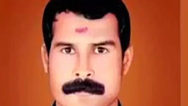 സിപിഎം വിട്ട് ബിജെപിയിൽ ചേർന്നത്തിന്റെ  വൈരാഗ്യം: എളമ്പിലായി സൂരജ് വധക്കേസിൽ ടി.പി ചന്ദ്രശേഖരൻ കൊലക്കേസ് പ്രതി ഉൾപ്പെടെ 9 പേർ കുറ്റക്കാർ, വിധി പ്രഖ്യാപനം തിങ്കളാഴ്ച