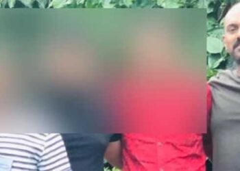 ഷഹബാസിനെ കൊല്ലാനുള്ള ആയുധം മകന്റെ കയ്യിൽ വച്ചുകൊടുത്തത് പിതാവ് തന്നെയോ..? ഷഹബാസിനെ കൊലപ്പെടുത്തിയ പ്രതിയുടെ പിതാവിന് ടിപി വധക്കേസ് പ്രതികളുമായി ബന്ധം..!! വിദ്യാർഥിയെ കൊലപ്പെടുത്തിയ നഞ്ചക്ക് കണ്ടെത്തിയതും ഇയാളുടെ വീട്ടിൽ നിന്ന്…