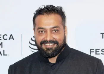 ‘ബ്രാഹ്‌മണന്മാരുടെ മേൽ  മൂത്രമൊഴിക്കും’: അനുരാഗ് കശ്യപിന്റെ പരാമർശത്തിനെതിരെ  ബ്രാഹ്മണ സംഘടനകൾ, മുഖത്ത് കരിഓയിൽ ഒഴിച്ചാൽ ഒരു ലക്ഷം പാരിതോഷികം