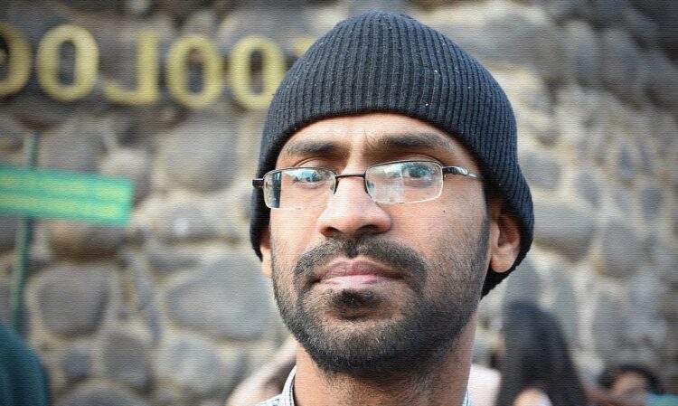 സ്ത്രീകളും കുട്ടികളുമുള്ള വീട്ടിൽ അർധരാത്രി പരിശോധന നടത്തുന്നത് അംഗീകരിക്കാനാകില്ല, പോലീസ് തന്നെ വേട്ടയാടുകയാണ്, നട്ടപ്പാതിരയ്ക്ക് പരിശോധന നടത്താനിരുന്ന പോലീസ് നീക്കത്തിനെതിരെ വിമർശനവുമായി സിദ്ദീഖ് കാപ്പൻ