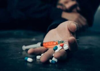 മകനിൽ നിന്നു രക്ഷിക്കാൻ മരുമകളേയും കുഞ്ഞിനേയും സ്വന്തം വീട്ടിലേക്കു പറഞ്ഞുവിട്ടു… എന്റെ മകനെ ലഹരി വിമോചന കേന്ദ്രത്തിലാക്കു, അല്ലെങ്കിൽ അവൻ അടുത്ത അഫാനാകും- ഒരു ദിവസംതന്നെ മൂന്നു തവണ പോലീസ് സ്റ്റേഷനിൽ കയറിയിറങ്ങി ഒരമ്മ!!