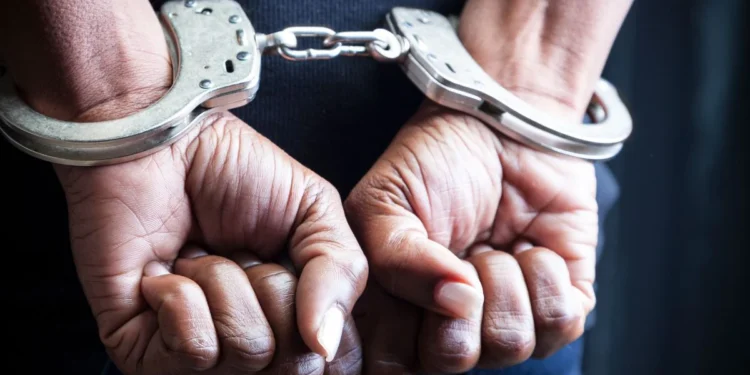പ്രണയ ബന്ധത്തിന് തടസം: മൂന്നു മക്കളെ ശ്വാസം മുട്ടിച്ച് കൊലപ്പെടുത്തിയ അമ്മയും ആൺസുഹൃത്തും അറസ്റ്റിൽ