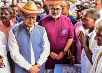 മുനമ്പം വിഷയത്തിൽ കിരൺ റിജിജു വക സെൽഫ് ​ഗോൾ, ബിജെപിയുടെ രാഷ്ട്രീയ നീക്കം നൈസായി പാളി, തിരിച്ചടിയായത് ബില്ലിനു മുൻകാല പ്രാബല്യം കിട്ടുന്നതിൽ കേന്ദ്രമന്ത്രി സംശയം പ്രകടിപ്പിച്ചത്, കൂടാതെ ഭൂമി തിരിച്ചുകിട്ടാൻ നീണ്ട നിയമപോരാട്ടം വേണ്ടിവരുമെന്ന പ്രസ്താവനയും- ബിജെപിയിൽ അതൃപ്തി