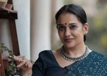 ‘എന്റെ പിഴ’… ഇന്നലെ ഷൈനിനെ വെള്ളപൂശിയ മാലാ പാർവതി ഇന്ന് നൈസായി കൈകഴുകി !! “ഈ context – ൽ പറയാൻ പാടില്ലായിരുന്നു എന്ന് ഞാൻ മനസ്സിലാക്കുന്നു, എനിക്ക് പറ്റിയ പിഴയായി നിങ്ങൾ കാണണം”